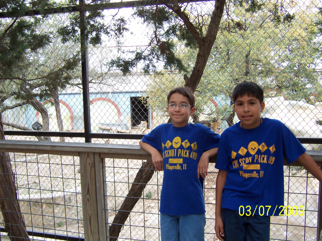 2010-Pack409-Blue-n-Gold - 015.jpg